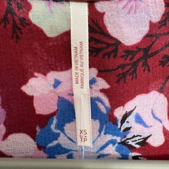 Free People women’s NWT’s Maybel floral blouse. Size XS - Picture 6 of 7